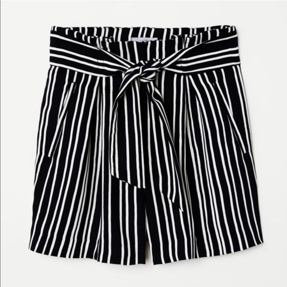 NWT Paperbag Shorts